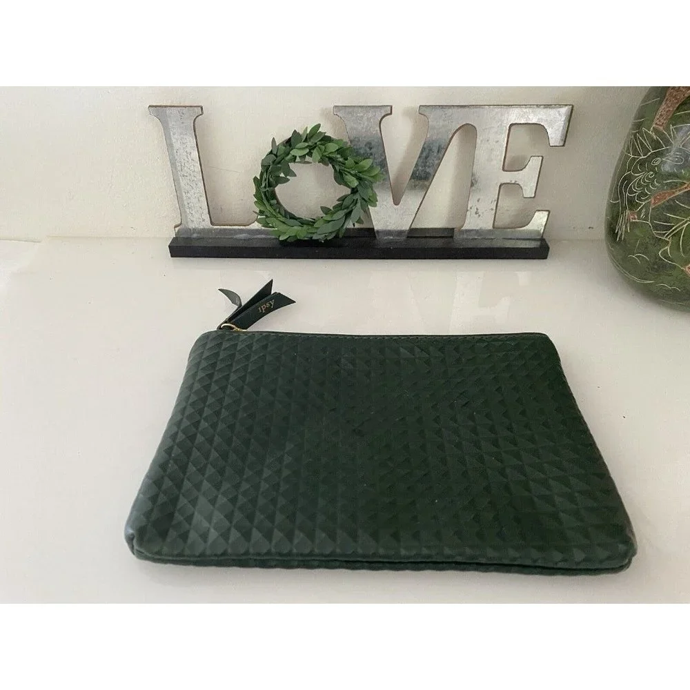 Vintage Ipsy Glam Cosmetics Makeup Bag Dark‎ Green Bag Textured Zippered GUC